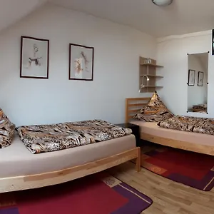 Privatunterkunft Zwei Ruhige, Private Gästezimmer Nahe U-bahn, Nürnberg